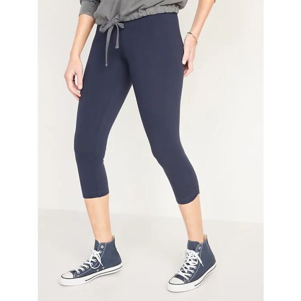 ✨Ruched Ankle Cropped Green Sz XS Leggings✨